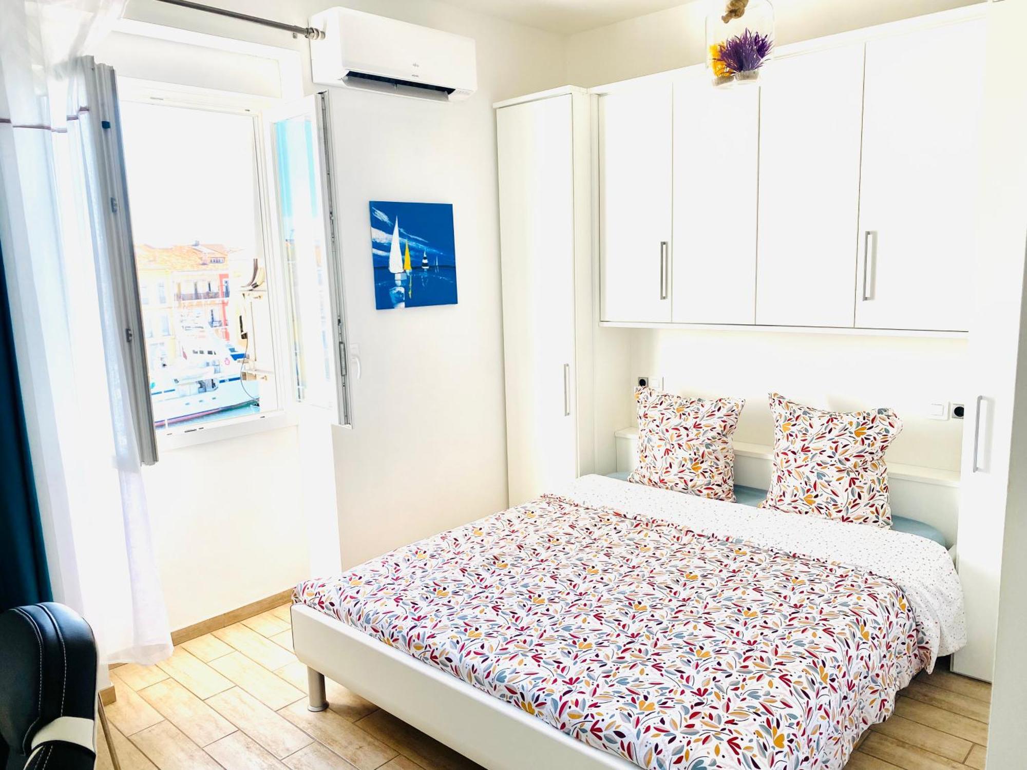 Magnifique Appart 102 M2 Au Bord De L'Eau Hyper Centre Sete Ngoại thất bức ảnh