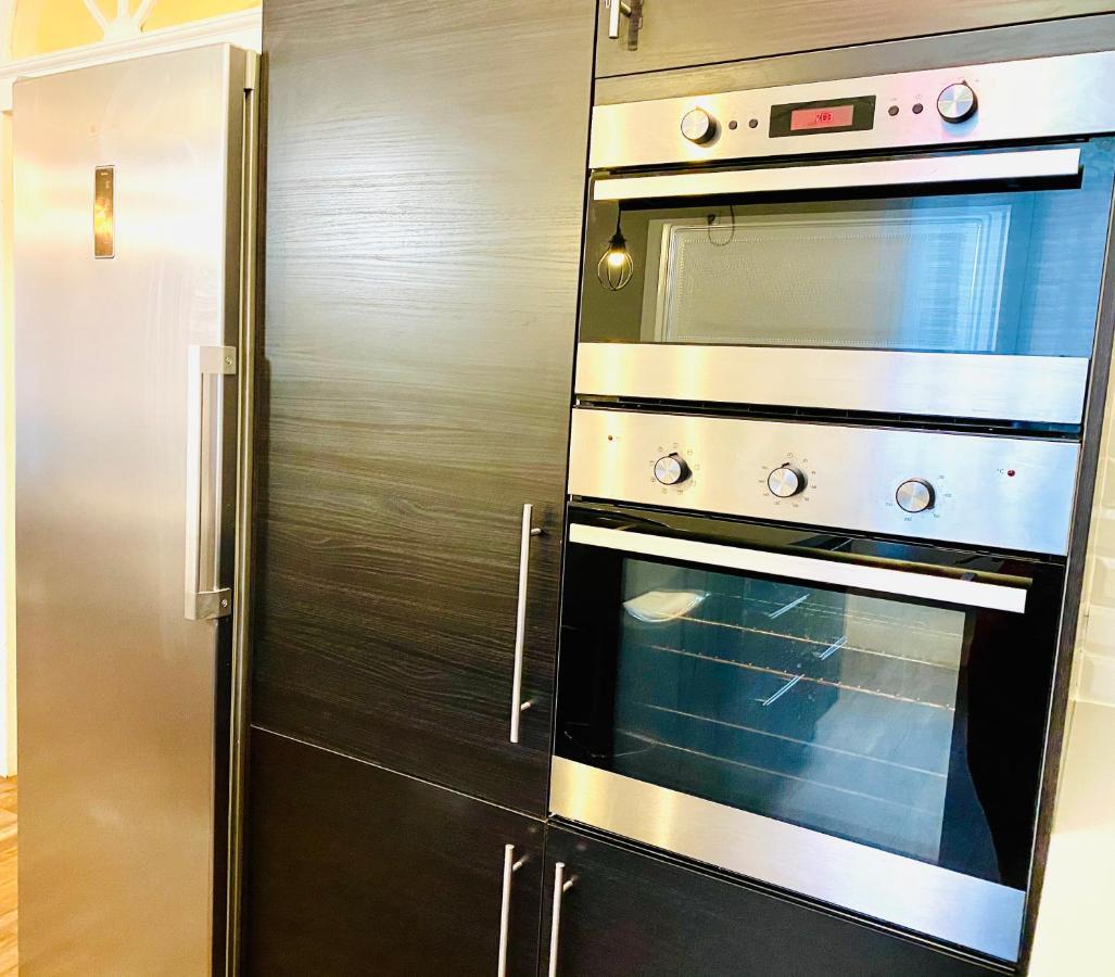 Magnifique Appart 102 M2 Au Bord De L'Eau Hyper Centre Sete Ngoại thất bức ảnh